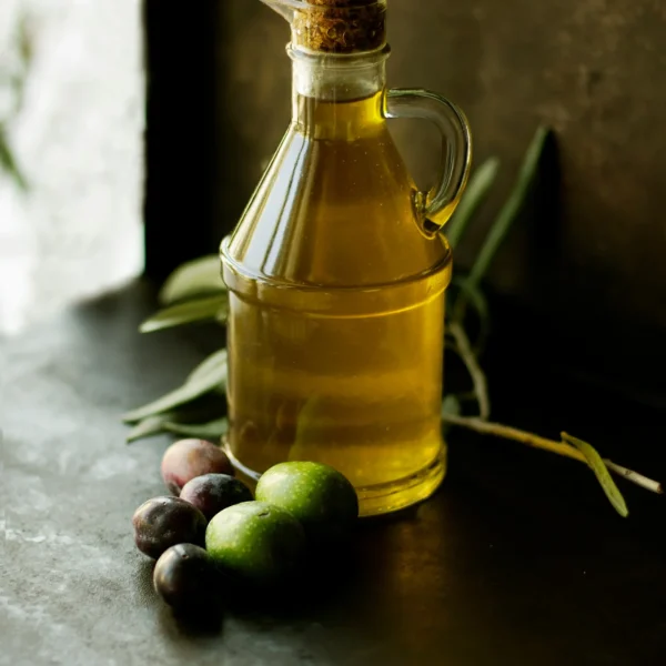 Olive Oil (زیتون کا تیل)